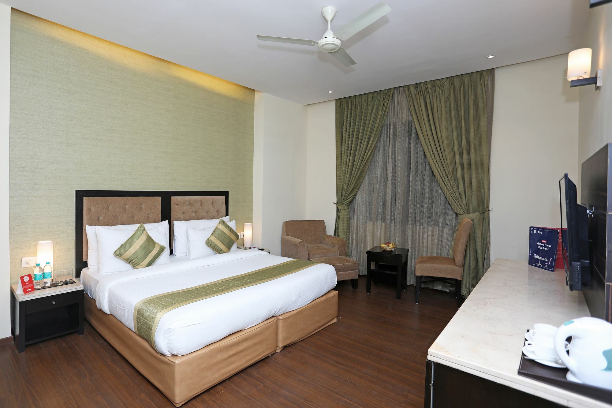 Oyo 9771 Hotel Glitz Westend Inn นิวเดลี ภายนอก รูปภาพ